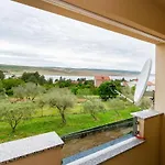 2 Bedroom Lovely In Apartamento *