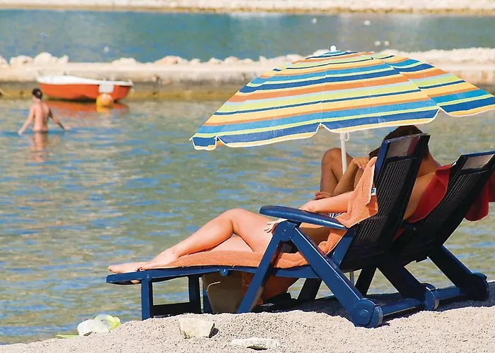 2 Bedroom Lovely In * Rovanjska