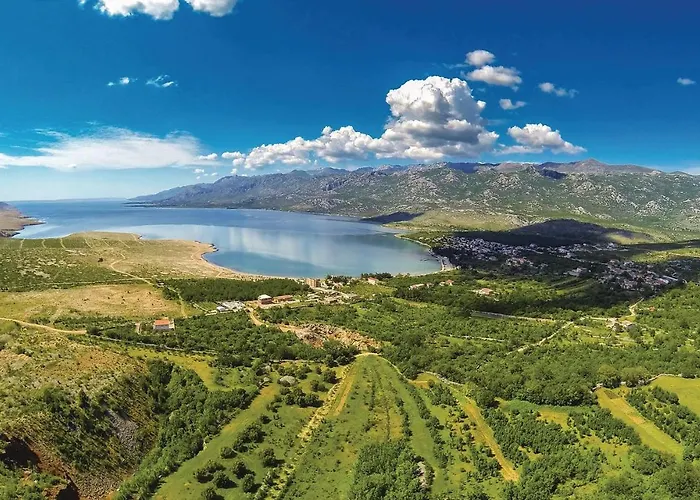 2 Bedroom Lovely In * Rovanjska